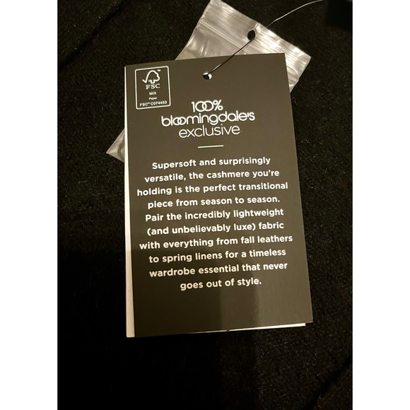 Bloomingdale's NWT Cashmere Black V-Neck Cardigan Sweater M - Picture 7 of 10